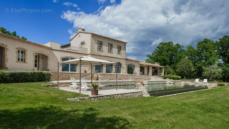 Prestigieuse Propriété à Chateauneuf de Grasse - photo 23