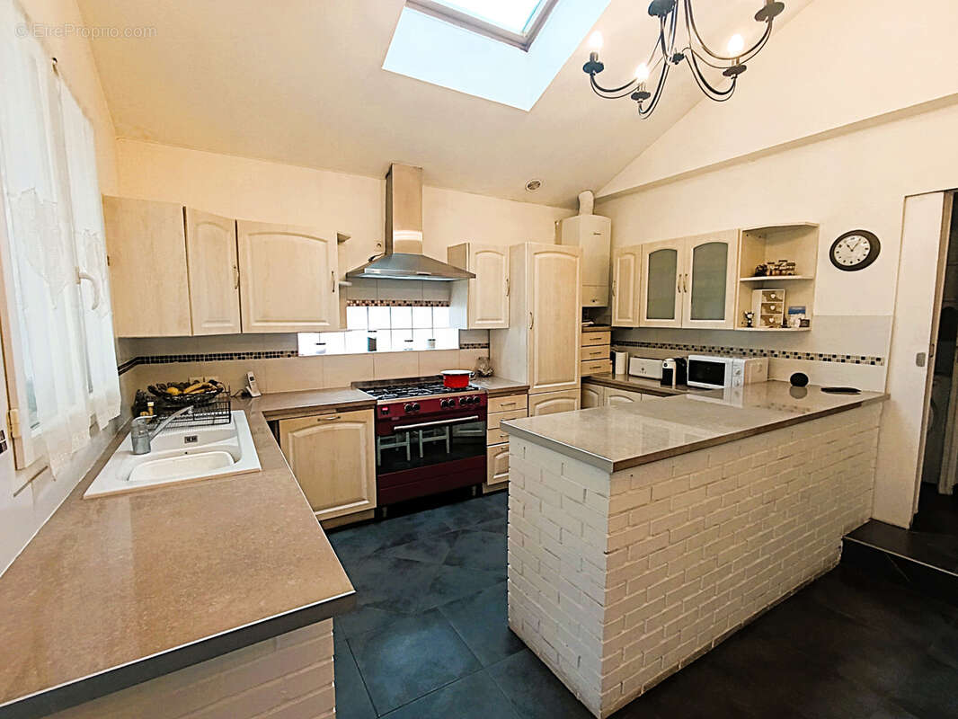 Maison à LE BLANC-MESNIL