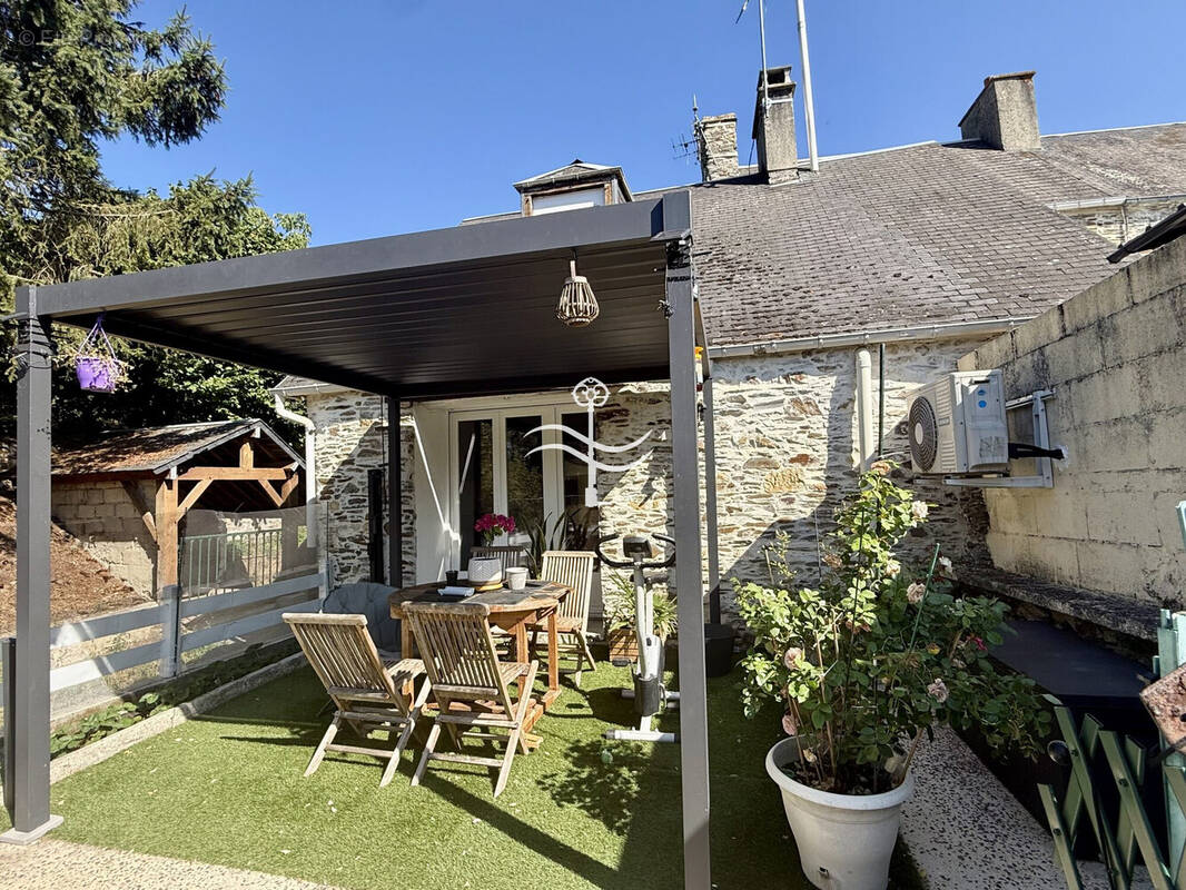 Maison à OUFFIERES