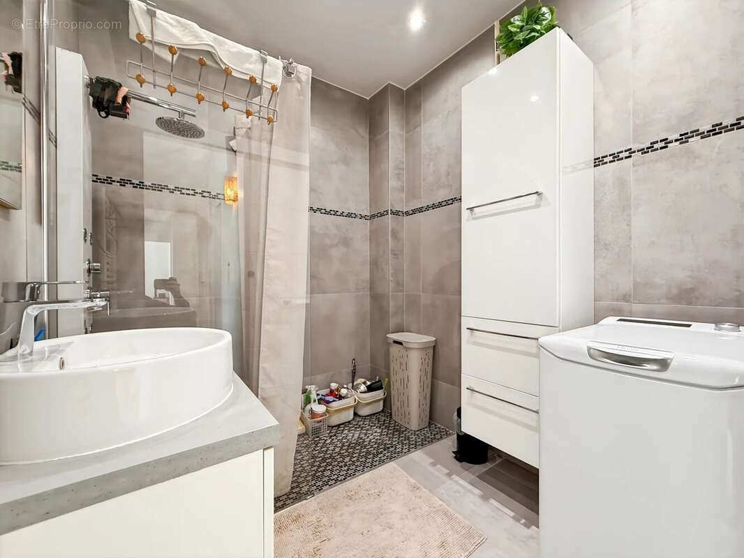 Appartement à CAGNES-SUR-MER