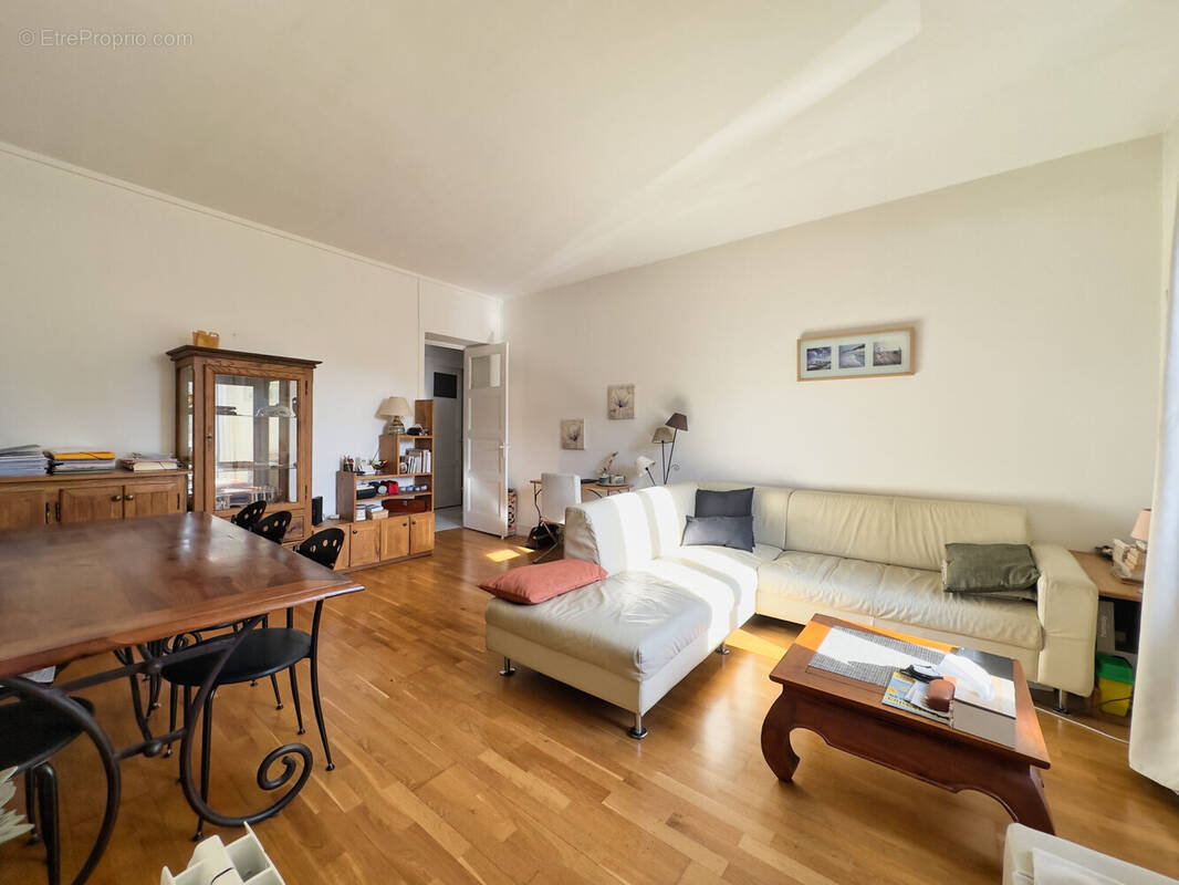 Appartement 83 m² à Albigny-Sur-Saone  - photo 1