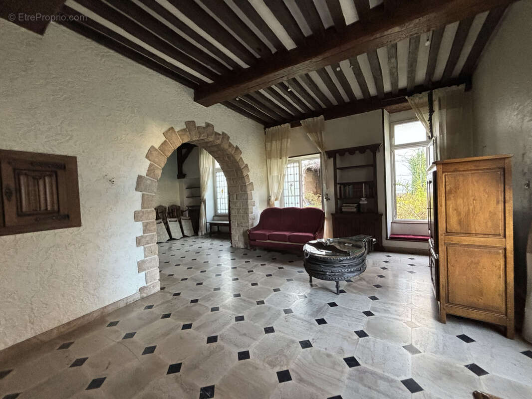 Maison à CHATILLON-SUR-SEINE