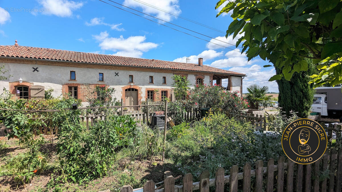 Maison à LACAUGNE