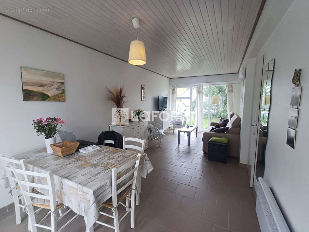 Appartement à CAMIERS