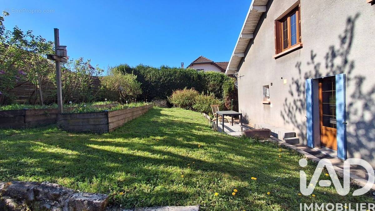 Photo 1 - Maison à BYANS-SUR-DOUBS