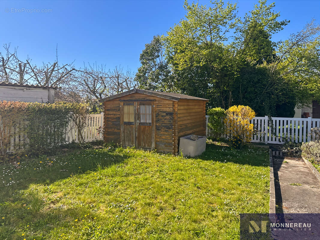 Maison à BARBEZIEUX-SAINT-HILAIRE