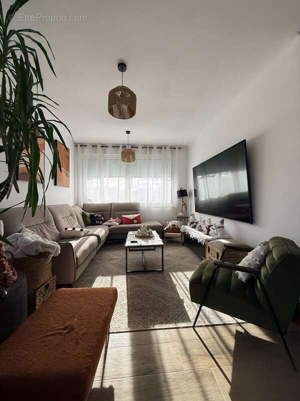 Maison à LOIGNE-SUR-MAYENNE