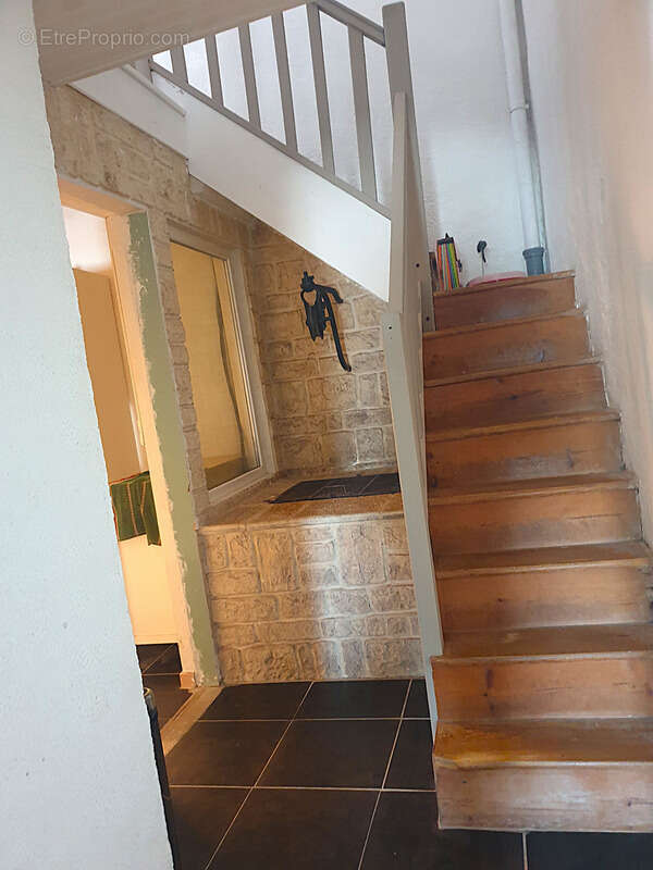 Maison de ville 5 chambres – 132 m² – 6 pièces-Tout à pied à BarbezieuxBARBEZIEUX SAINT HILAIRE (16) - photo 11