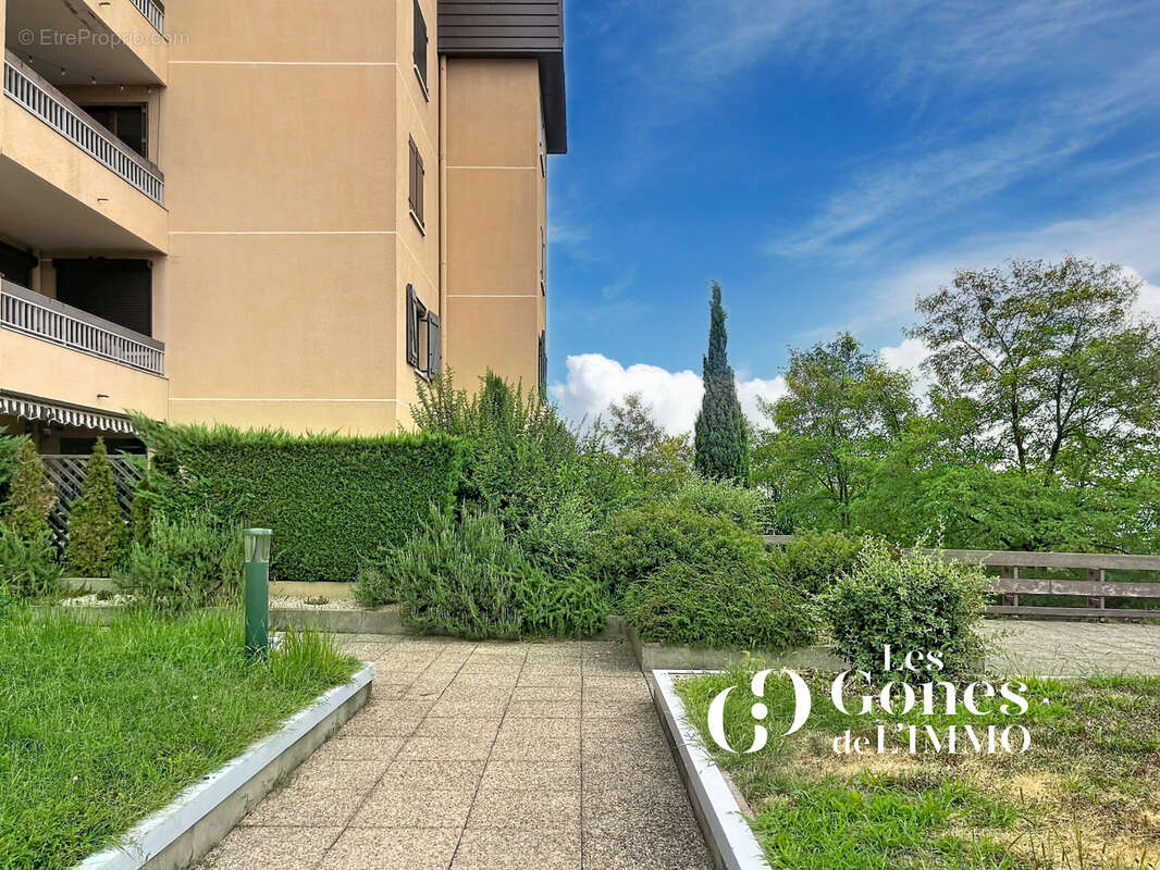 Appartement T4 avec terrasse, vue panoramique   Sainte-Foy-lès-Lyon - photo 9