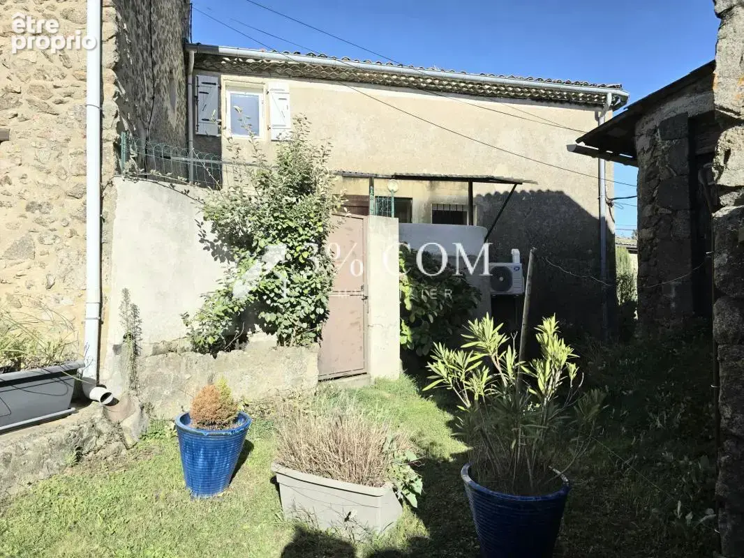Maison rénovée en pierre de 100m2 au calme avec terrasse et - photo 3