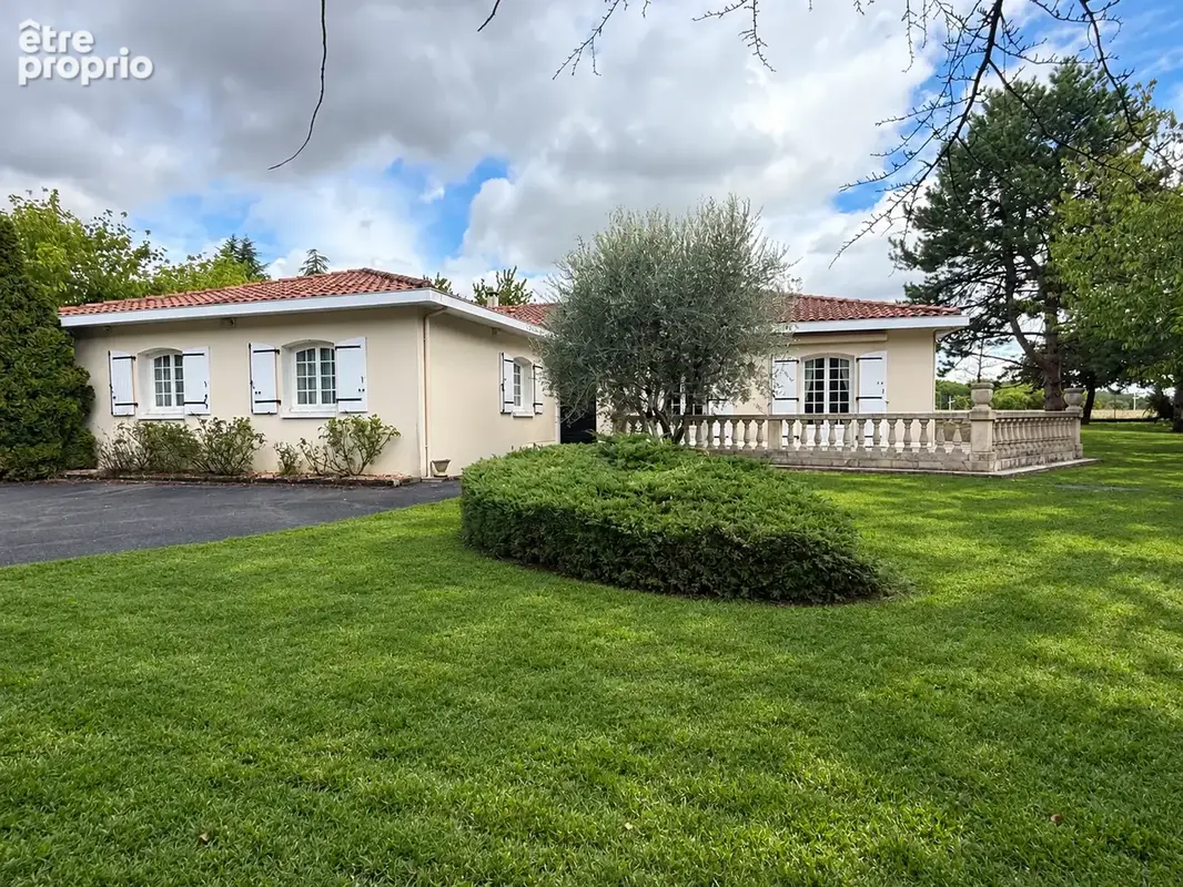 Maison individuelle de 170m2 avec jardin de 2000 m2   Magnac-sur-Touvre, aux portes d’Angoulême - photo 3