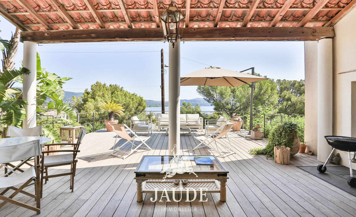 Maison à CAVALAIRE-SUR-MER