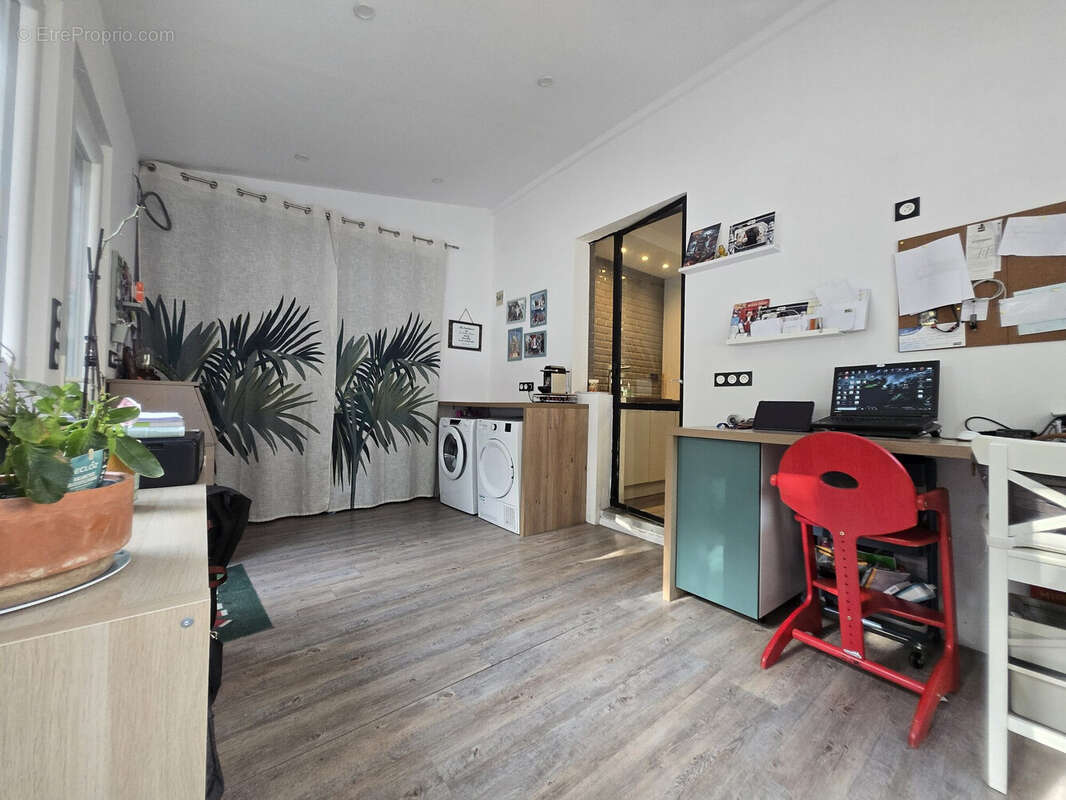 Maison 129 m² à Villelongue-Dels-Monts  - photo 4