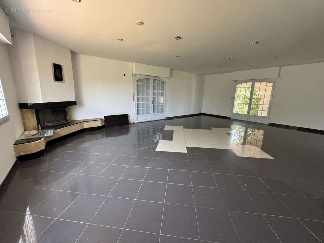 Maison à SAINTE-EULALIE