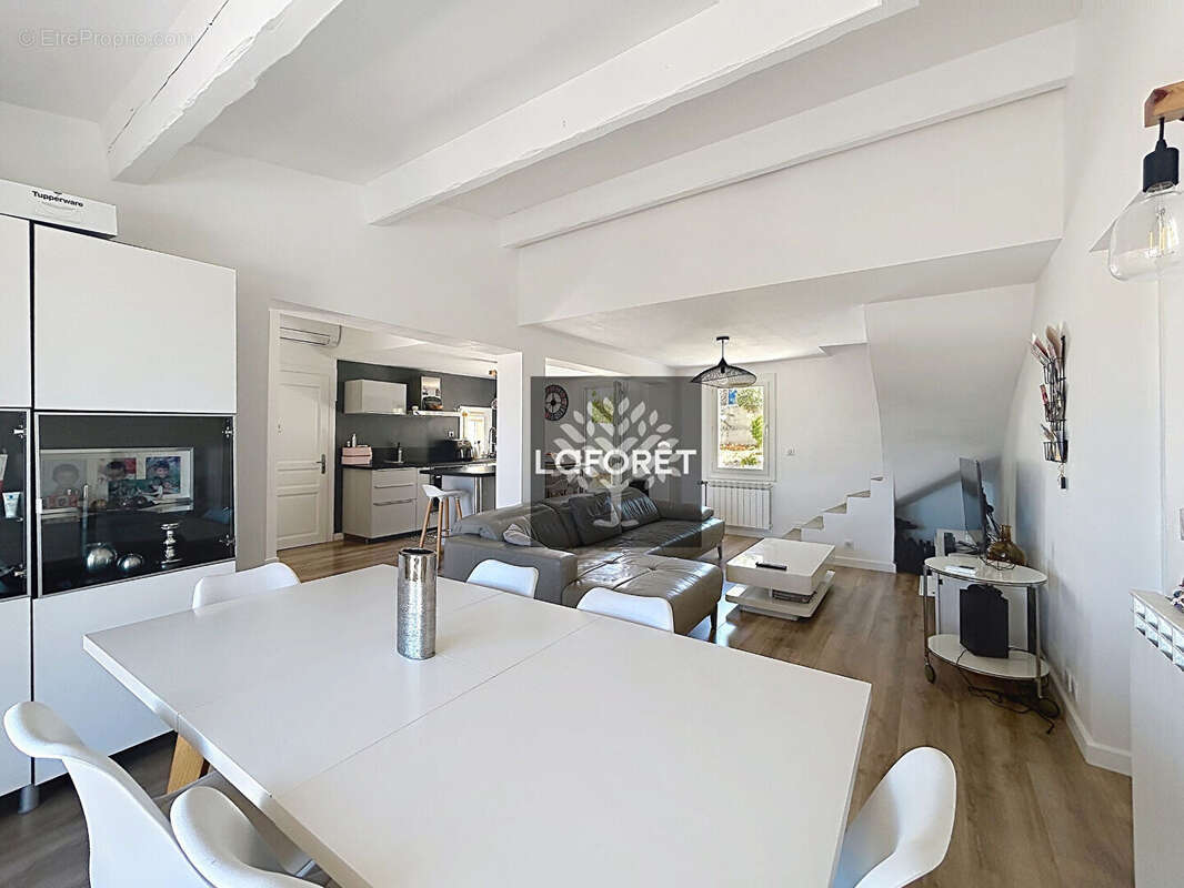 Maison à SAUSSET-LES-PINS