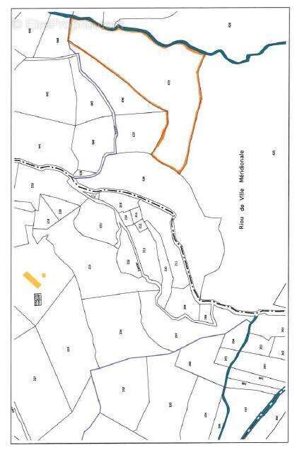   - Terrain à CHATEAUDOUBLE