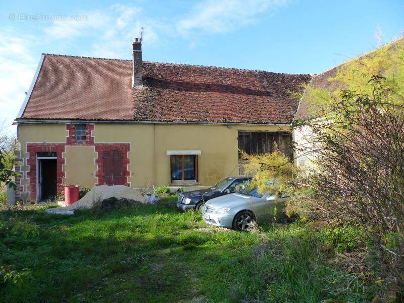 Maison à NEUVY-SAUTOUR