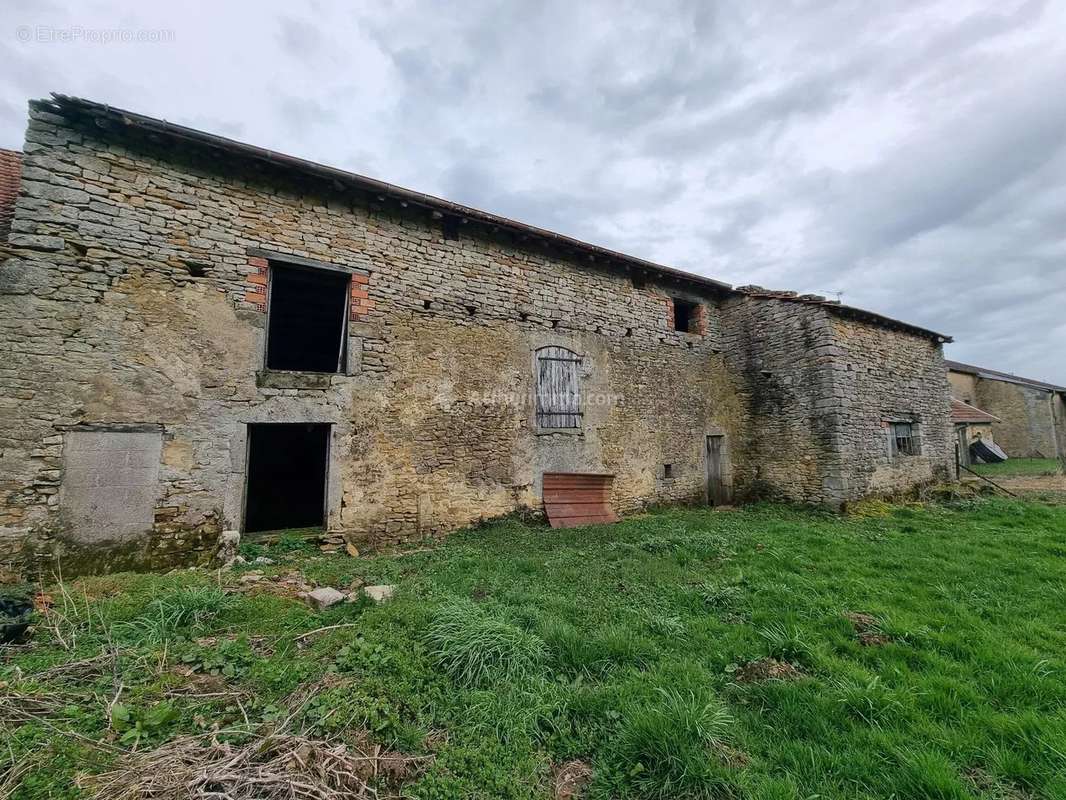 Maison à GRAFFIGNY-CHEMIN