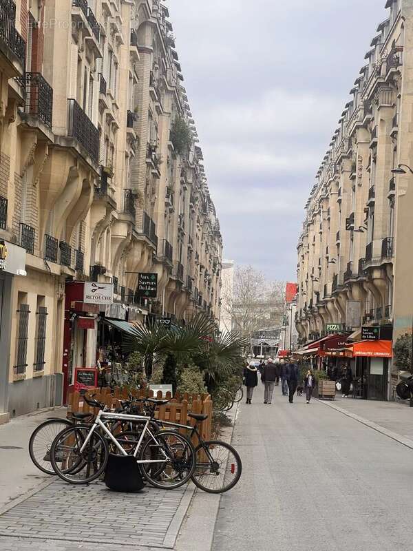 Appartement à PARIS-19E
