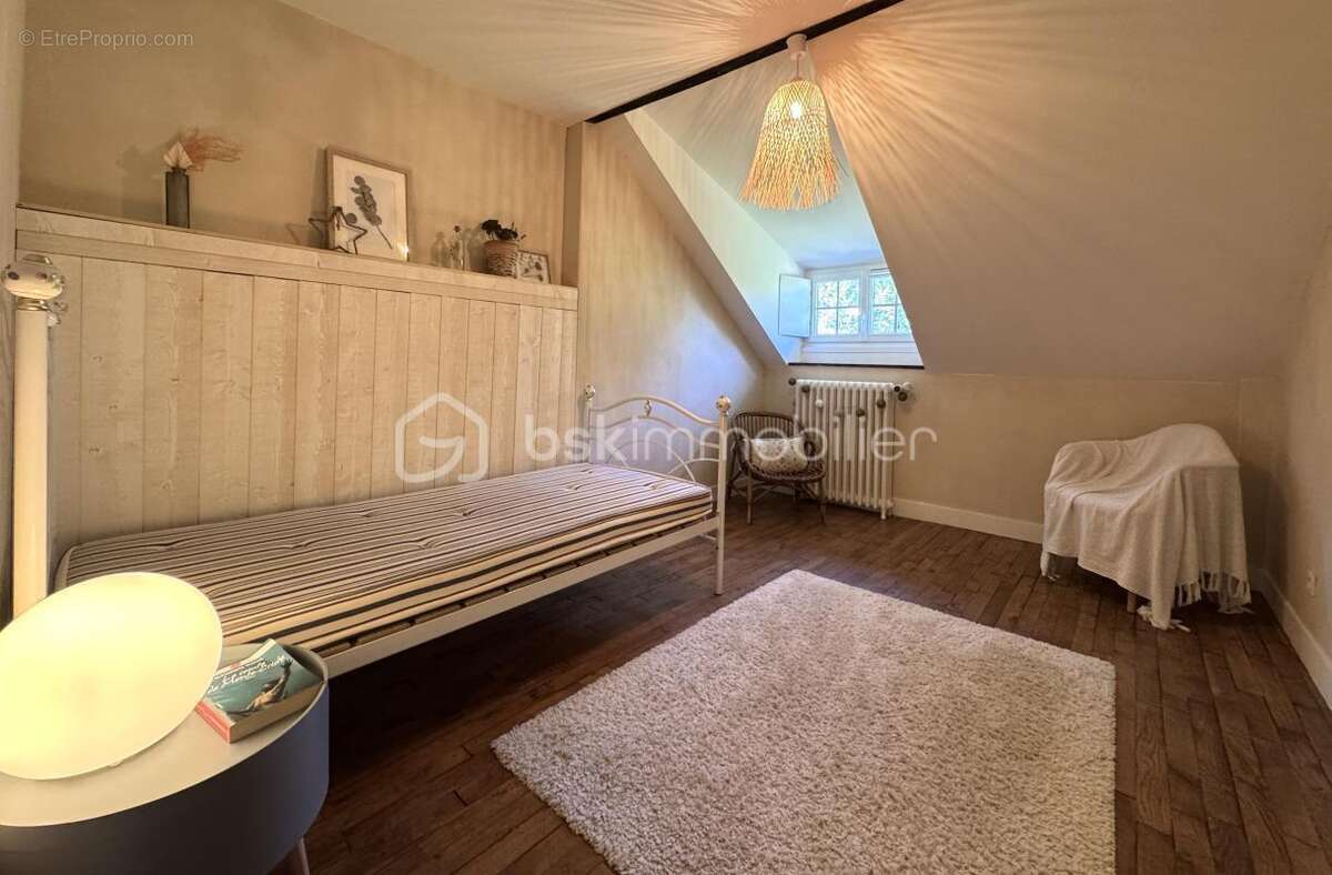 Maison à ARMENTIERES-EN-BRIE