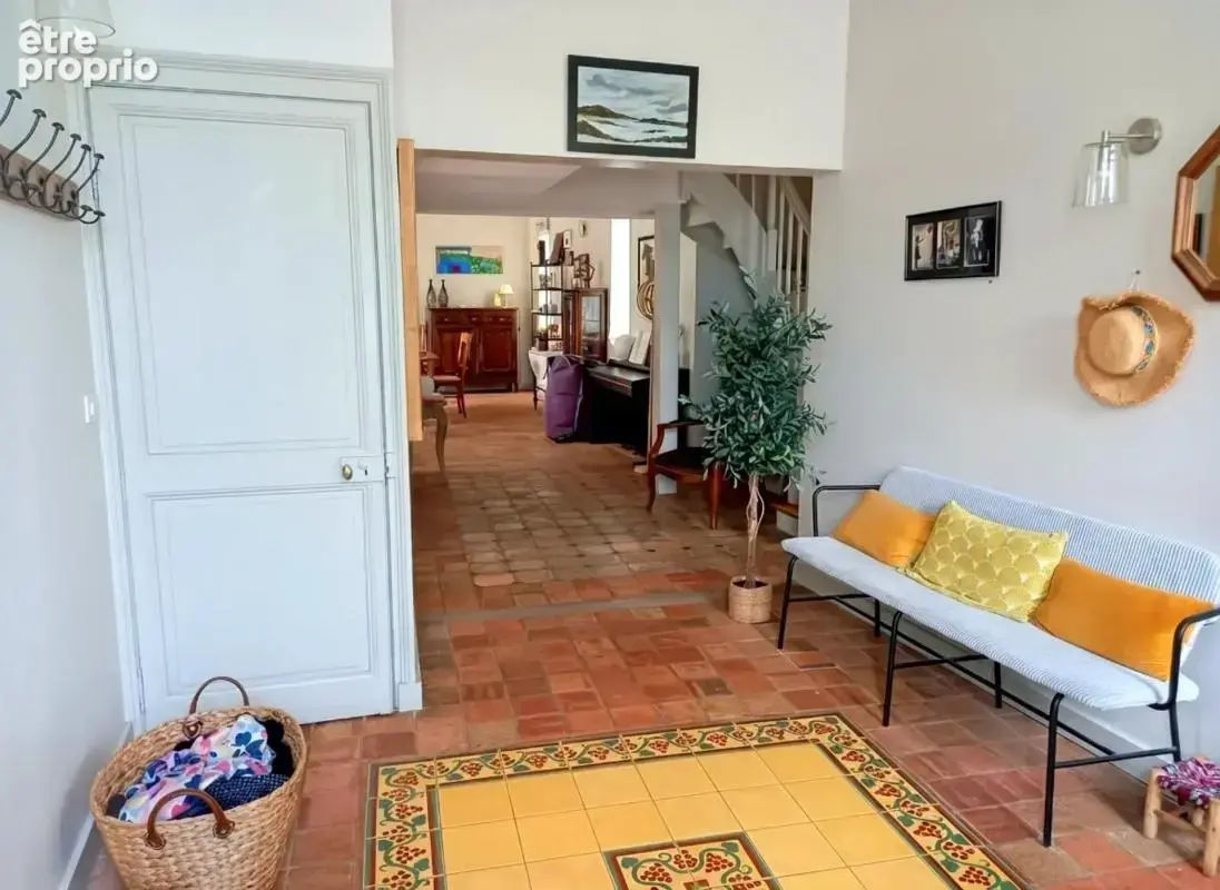 Laval – maison de caractère de 240 m² avec jardin arboré de 1 180 m², à deux pas du centre-ville - photo 12
