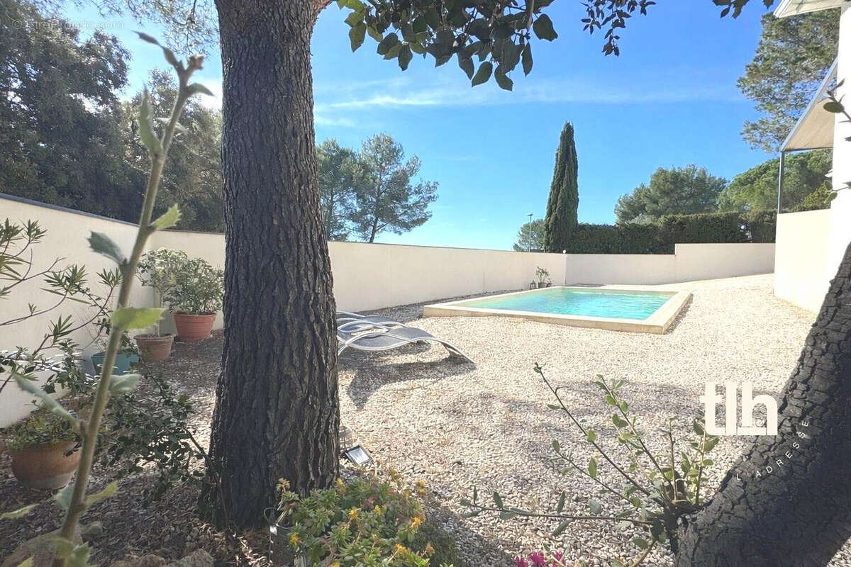 Maison à SAINT-GENIES-DES-MOURGUES