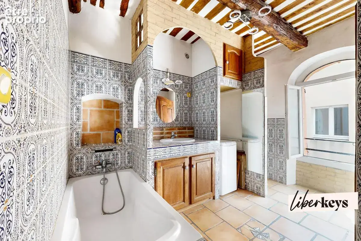 Maison 5 pièces 98m² au coeur du village - photo 6