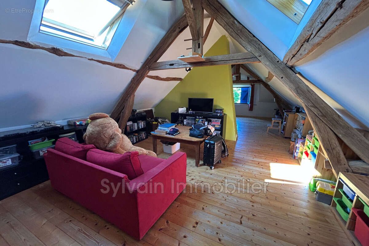 Maison à FORMERIE