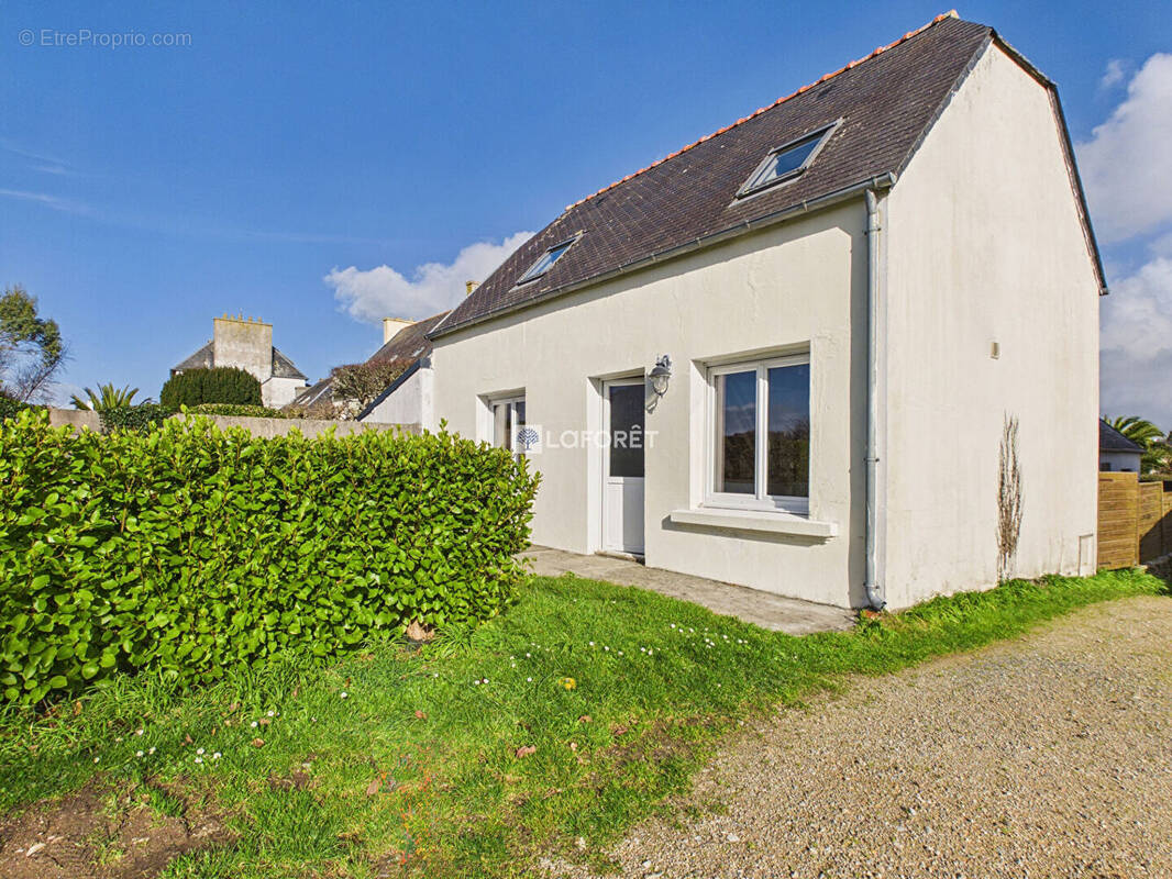 Maison à PLOZEVET