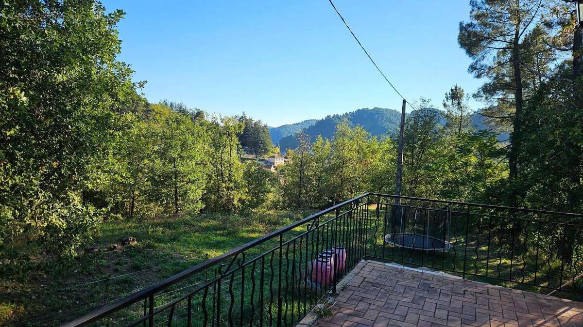   - Maison à VALS-LES-BAINS