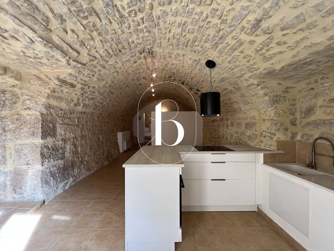 Appartement à VAGNAS