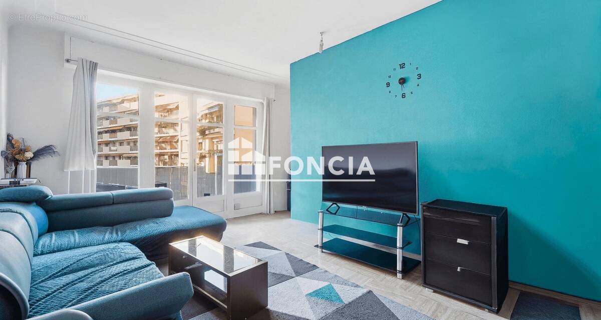 Appartement à LE CANNET