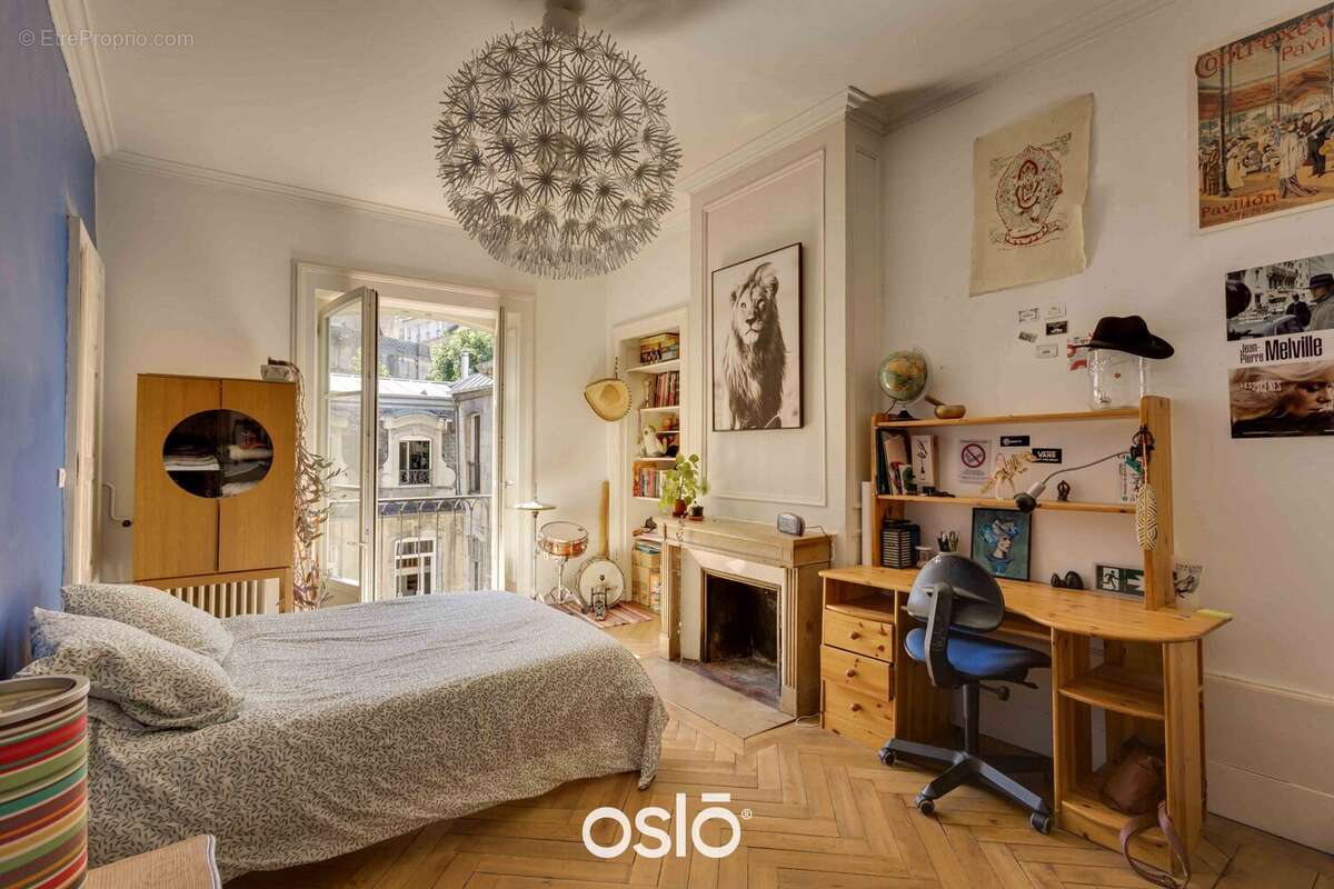 Appartement 276 m² à Besancon  - photo 5