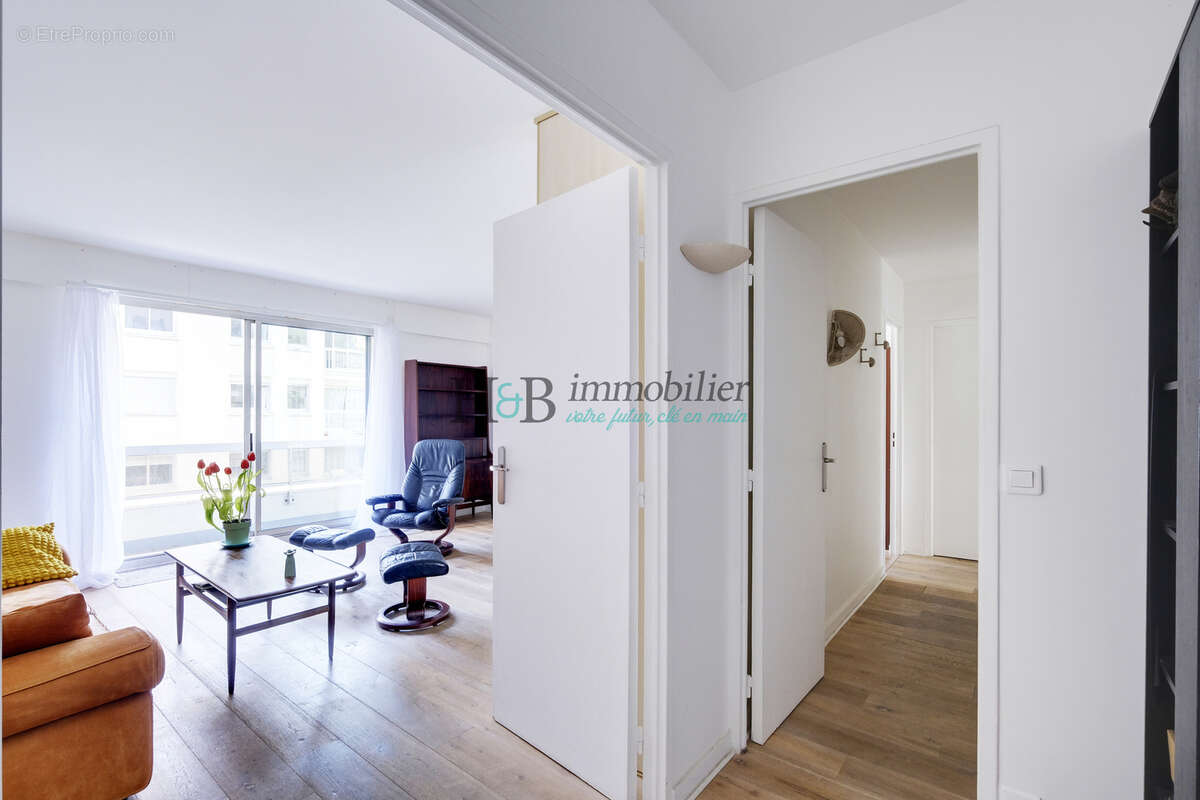 Appartement à PARIS-11E