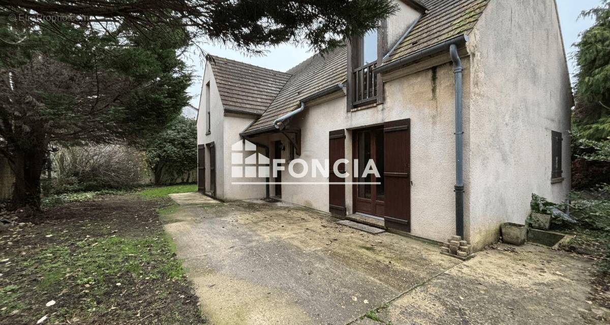 Maison à SAINT-LEU-LA-FORET