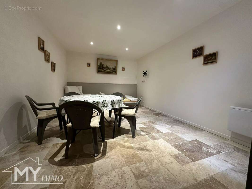 Appartement à LALINDE
