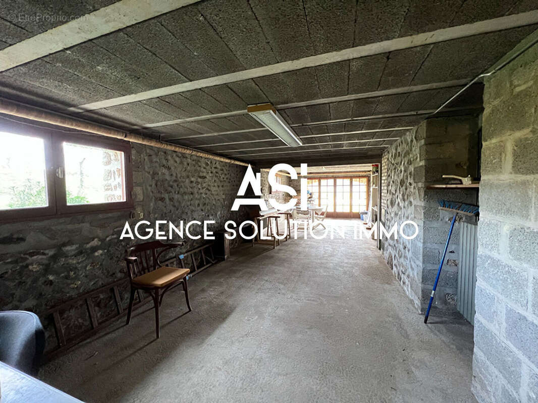 Maison à VILLAINES-LA-JUHEL