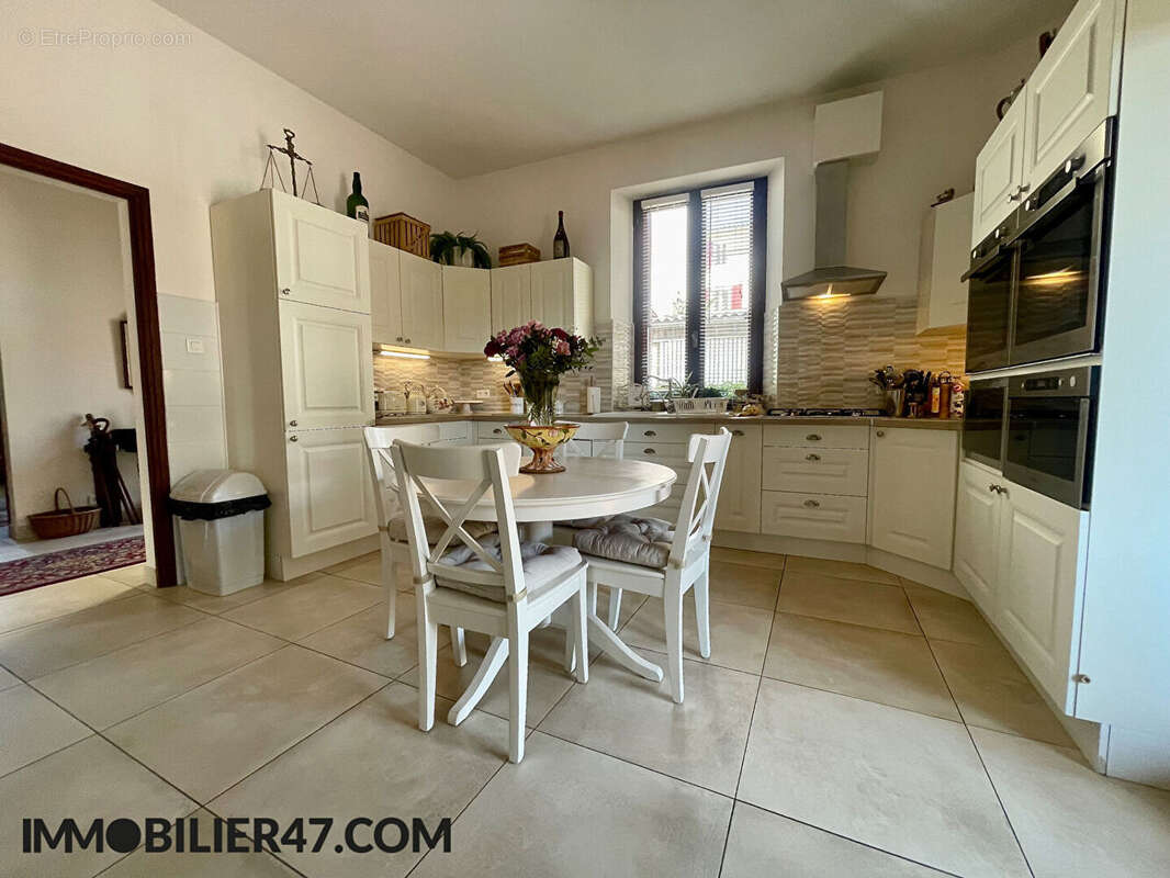 Maison à CASTELMORON-SUR-LOT