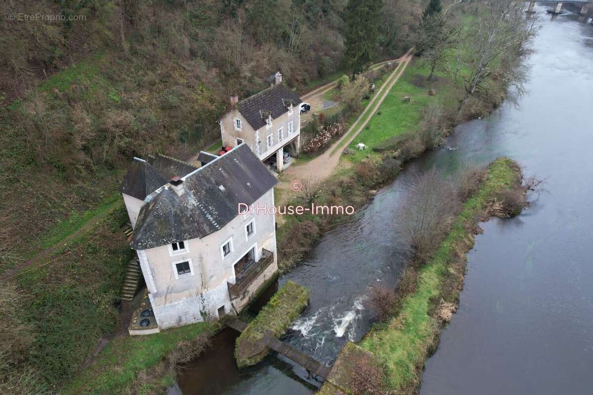Maison à OULCHES