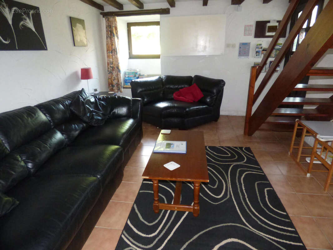 Complexe de 4 Gîtes et Maison avec 3 Chambres, Emplacement Privilégié, Piscine, Revenu – Lacs de Haute Charente - photo 19