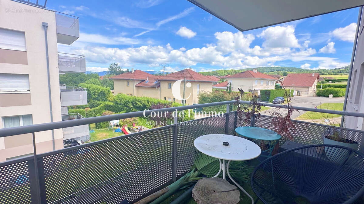 Appartement à VALLEIRY