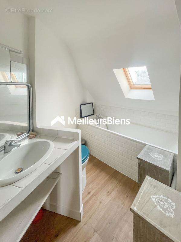 Appartement à PARIS-9E
