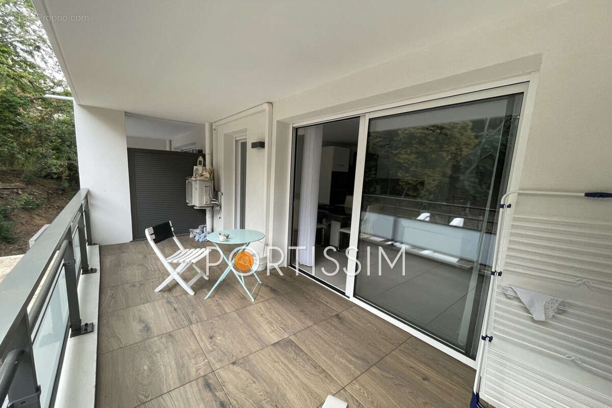 Appartement 66 m² à Cagnes-Sur-Mer  - photo 2