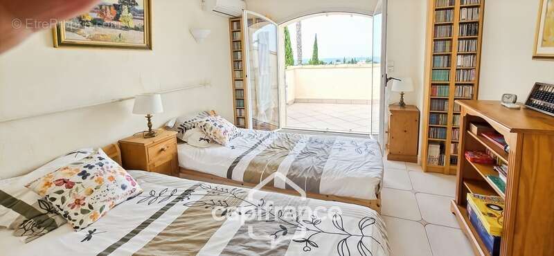 Maison à vendre 4 pièces VUE MER + Garage 55m² + Piscine SANARY SUR MER (83) - photo 39