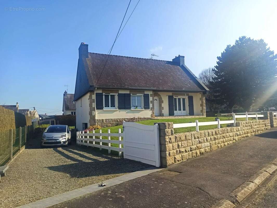 Maison à PLEUDIHEN-SUR-RANCE