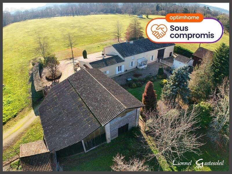 Maison à PINEUILH