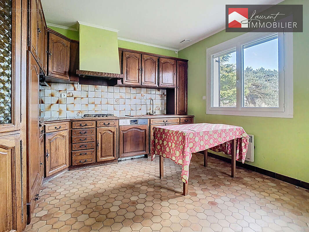 Maison à PONT-DE-VAUX