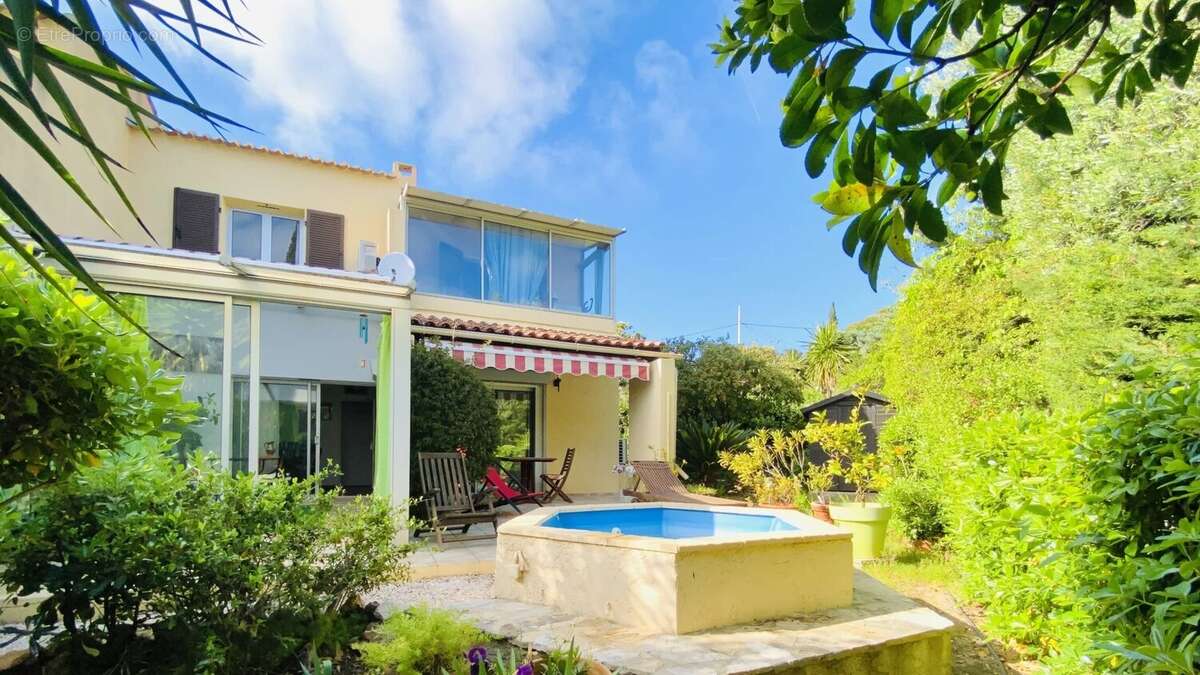 Appartement à BANDOL