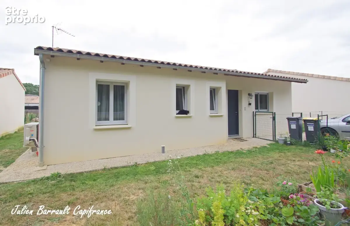 Maison à SAINT-JULIEN-L'ARS