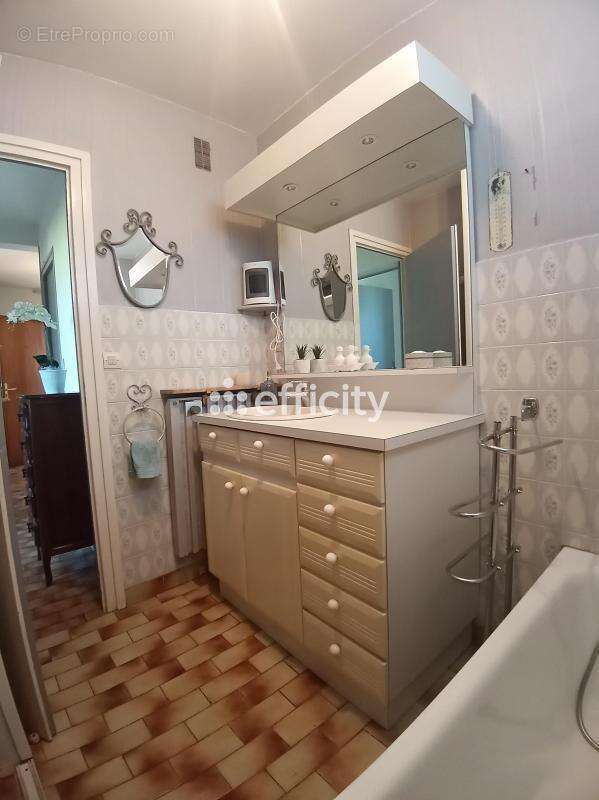 Appartement à ROMANS-SUR-ISERE